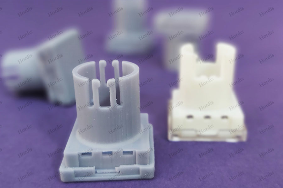 پرینتر سه بعدی پرینتر رزینی پرینتر سه بعدی شیراز پرینت سه بعدی چاپ سه بعدی رزین فیلامنت طراحی معکوس مترو