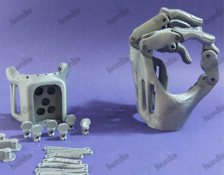 مدل مکانیکی دست رباتیک